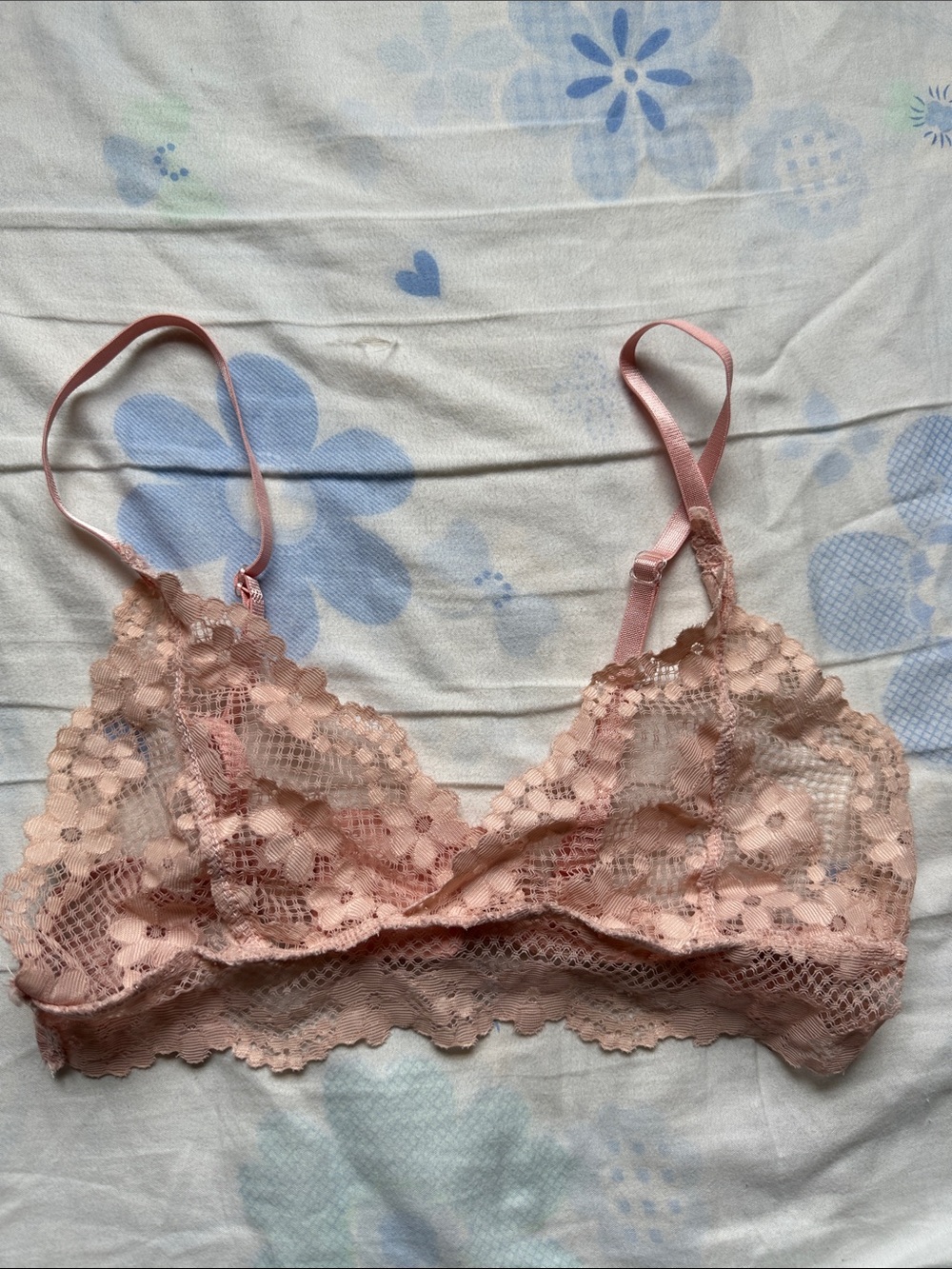 SHEIN Floral Lace Bra in Blush Pink